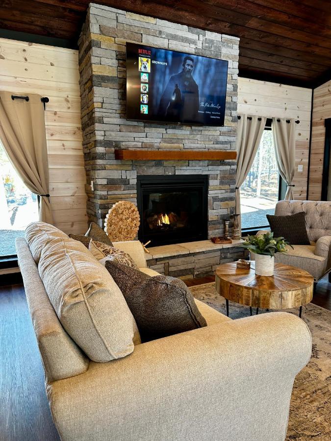 New Luxury Cabin, Hot Tub, Forest Views,Hotel Style Amenities Broken Bow Exteriör bild