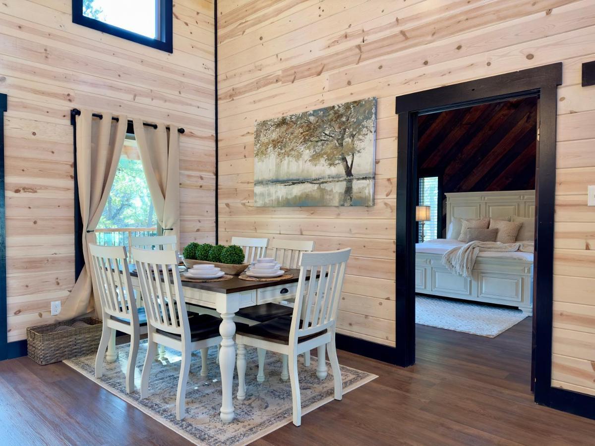 New Luxury Cabin, Hot Tub, Forest Views,Hotel Style Amenities Broken Bow Exteriör bild