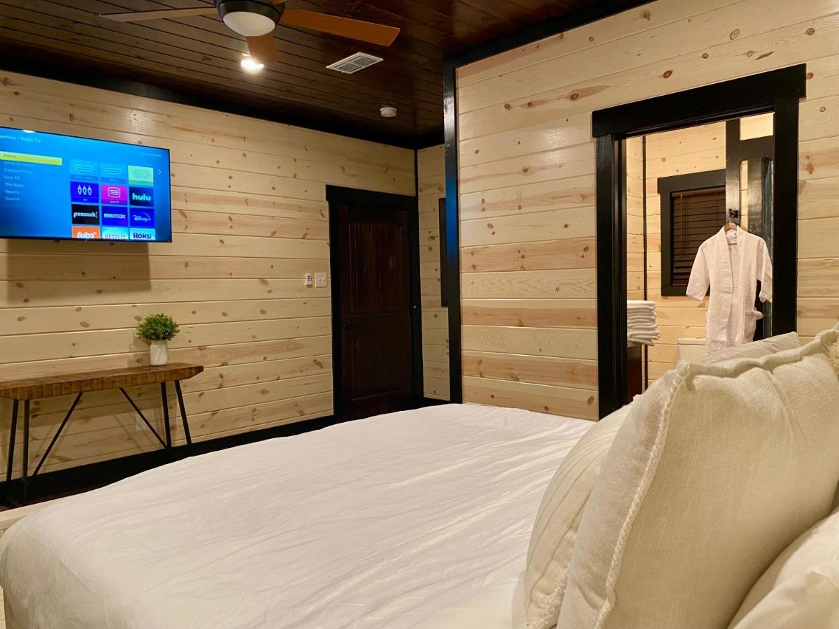 New Luxury Cabin, Hot Tub, Forest Views,Hotel Style Amenities Broken Bow Exteriör bild