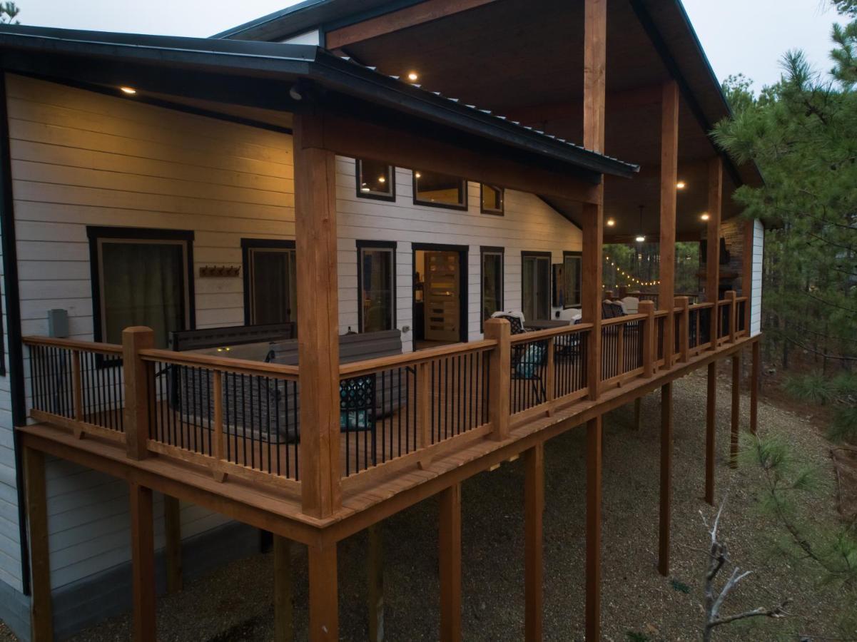 New Luxury Cabin, Hot Tub, Forest Views,Hotel Style Amenities Broken Bow Exteriör bild