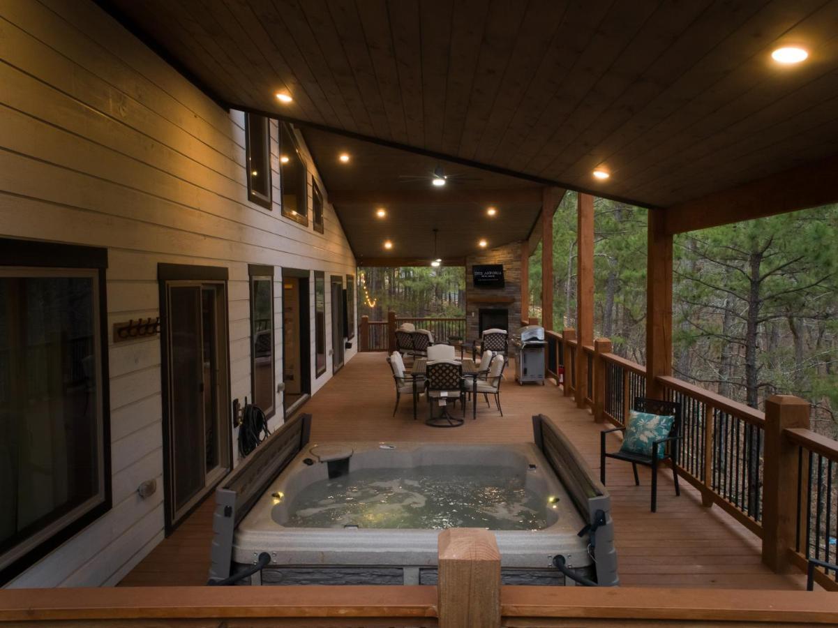 New Luxury Cabin, Hot Tub, Forest Views,Hotel Style Amenities Broken Bow Exteriör bild